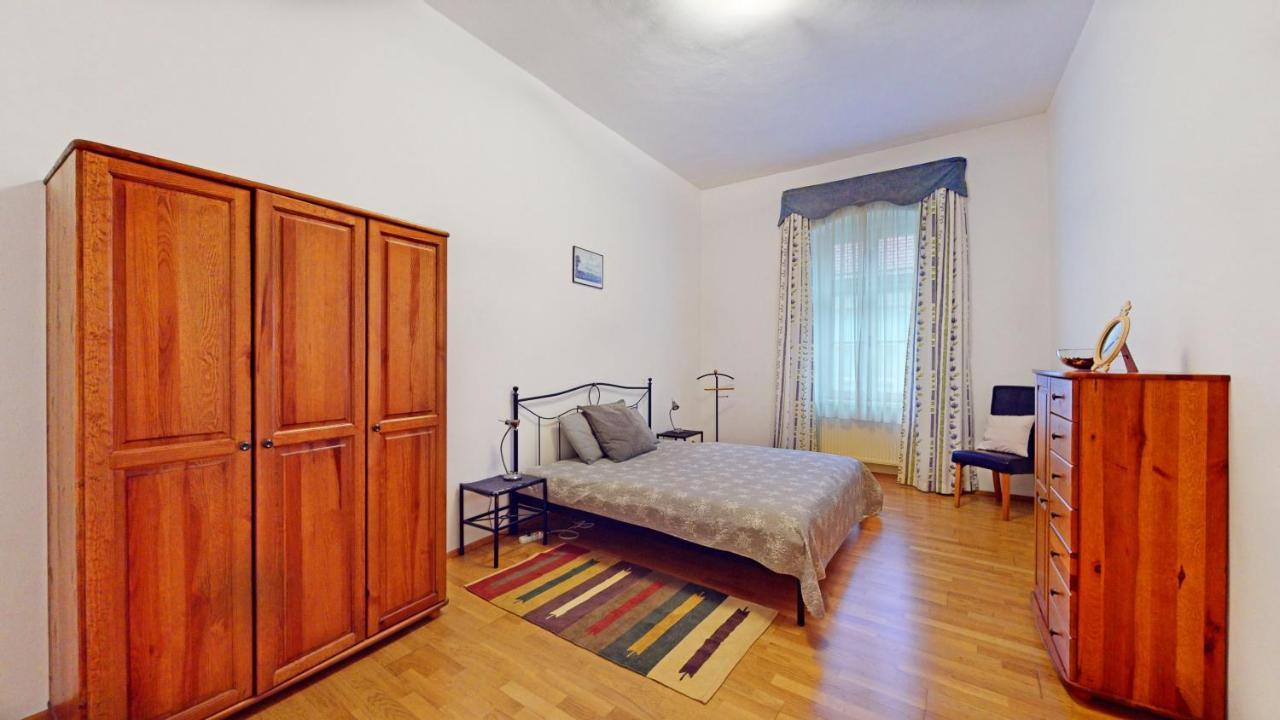 Central Apartmany Biela Street Братислава Экстерьер фото