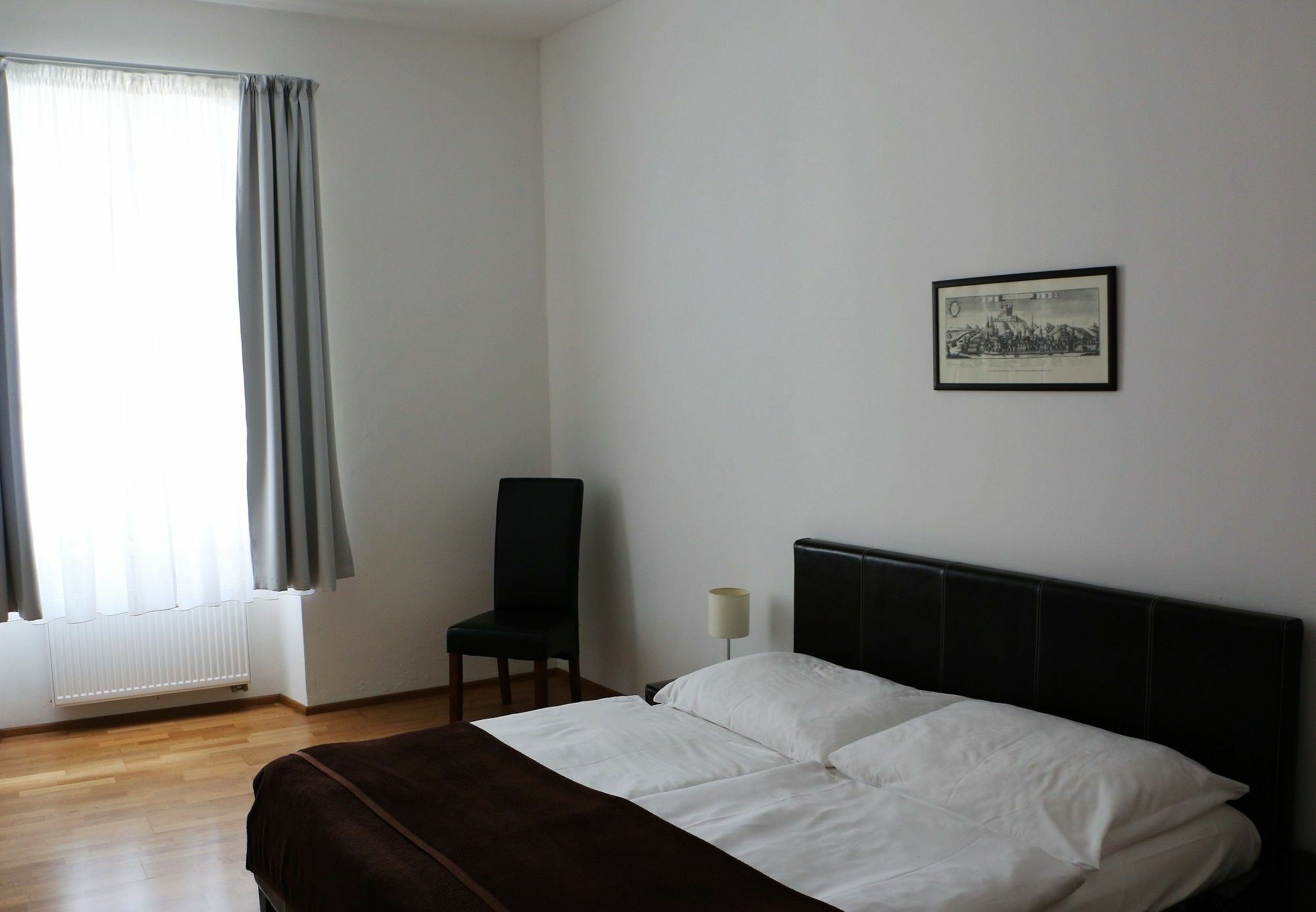 Central Apartmany Biela Street Братислава Экстерьер фото